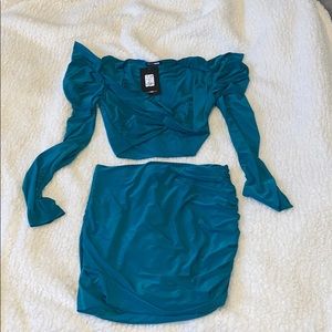 Skirt & shirt matching set